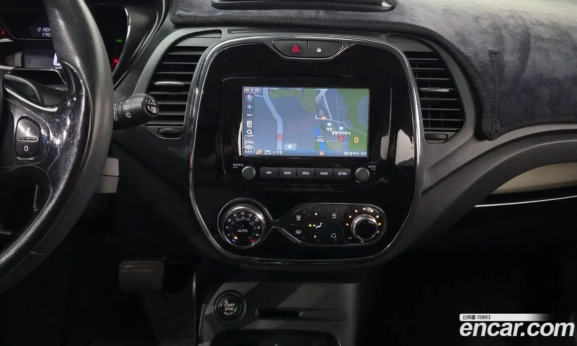 Renault (Samsung) QM3 2015 1.5 автомат (гидро), фото 16 Renault (Samsung) QM3 2015 1.5 автомат (гидро), фото 16