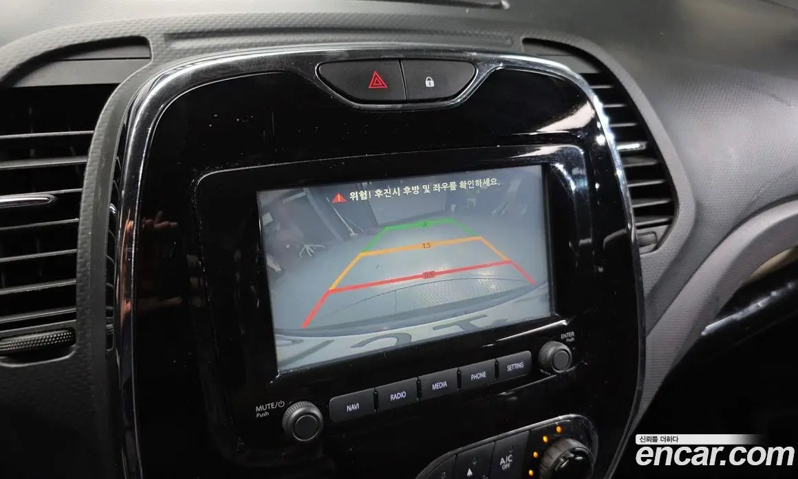 Renault (Samsung) QM3 2016 1.5 автомат (гидро), фото 15 Renault (Samsung) QM3 2016 1.5 автомат (гидро), фото 15