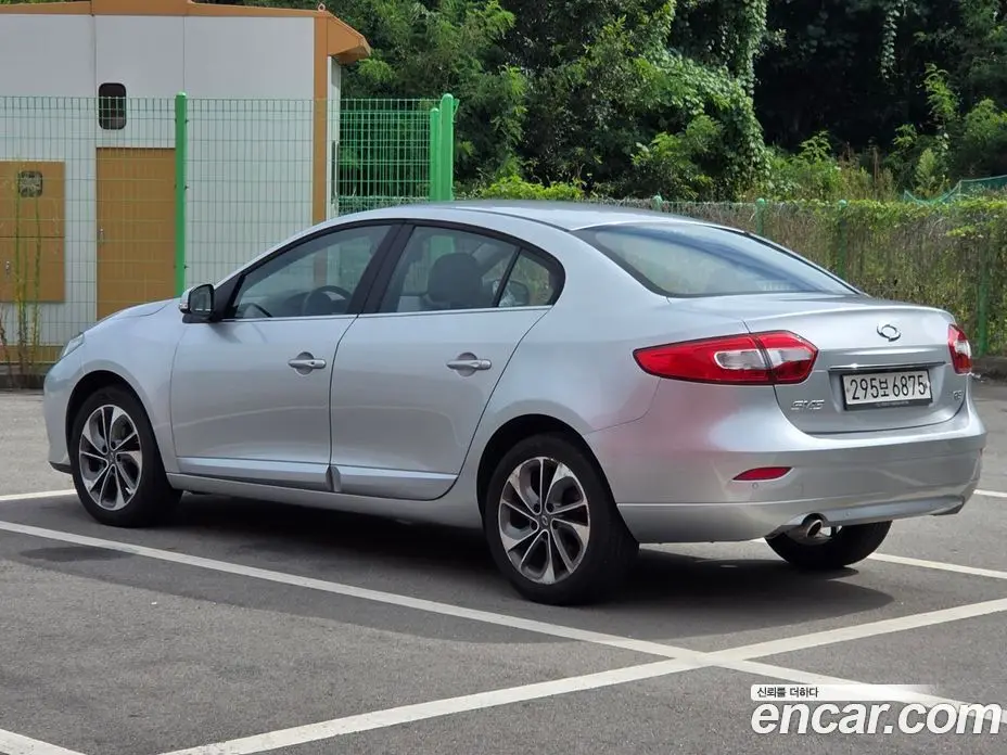 Renault (Samsung) SM3 2014 1.6 автомат (гидро), фото 2 Renault (Samsung) SM3 2014 1.6 автомат (гидро), фото 2
