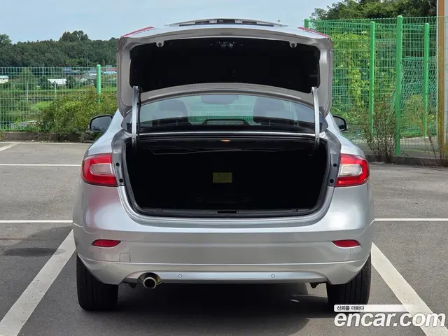 Renault (Samsung) SM3 2014 1.6 автомат (гидро), миниатюра 5 Renault (Samsung) SM3 2014 1.6 автомат (гидро), миниатюра 5