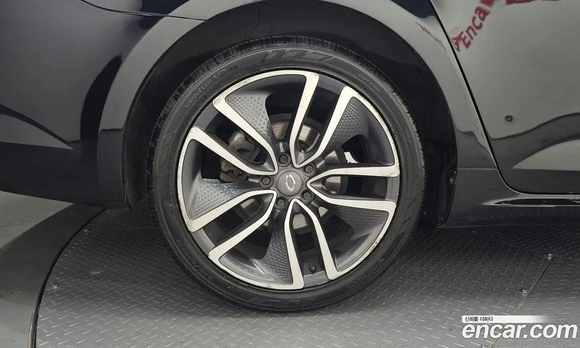 Renault (Samsung) SM6 2016 1.6 автомат (гидро), фото 5 Renault (Samsung) SM6 2016 1.6 автомат (гидро), фото 5