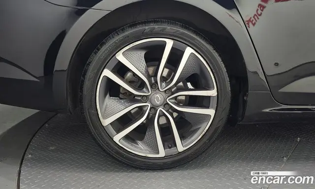 Renault (Samsung) SM6 2016 1.6 автомат (гидро), миниатюра 5 Renault (Samsung) SM6 2016 1.6 автомат (гидро), миниатюра 5