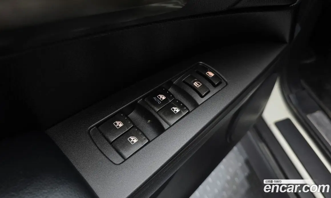 SsangYong Korando 2013 2.0 автомат (гидро), фото 16
