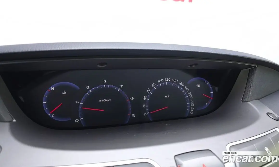 SsangYong Korando 2015 2.2 автомат (гидро), фото 8 SsangYong Korando 2015 2.2 автомат (гидро), фото 8