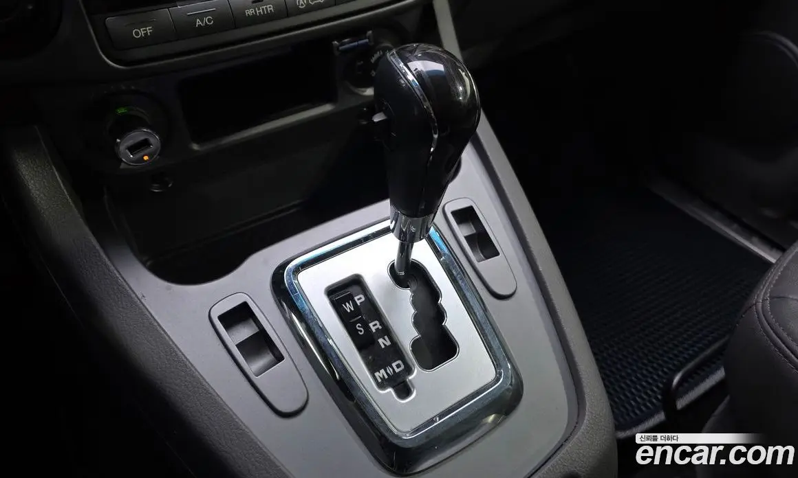 SsangYong Korando 2015 2.2 автомат (гидро), фото 9 SsangYong Korando 2015 2.2 автомат (гидро), фото 9