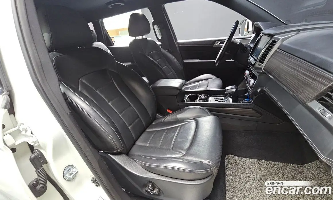 SsangYong Rexton 2019 2.2 автомат (гидро), фото 13 SsangYong Rexton 2019 2.2 автомат (гидро), фото 13