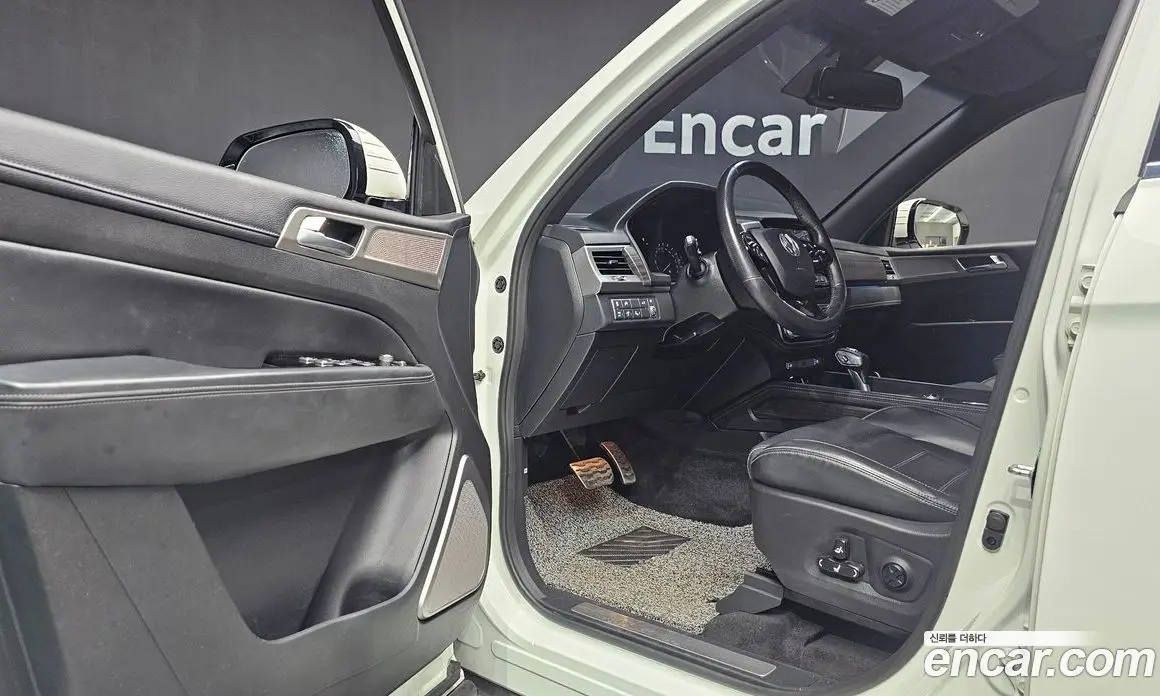 SsangYong Rexton 2019 2.2 автомат (гидро), фото 10 SsangYong Rexton 2019 2.2 автомат (гидро), фото 10