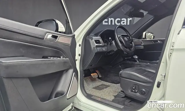 SsangYong Rexton 2019 2.2 автомат (гидро), миниатюра 10 SsangYong Rexton 2019 2.2 автомат (гидро), миниатюра 10