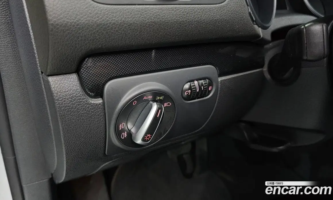 Volkswagen Golf 2012 1.6 автомат (гидро), фото 16
