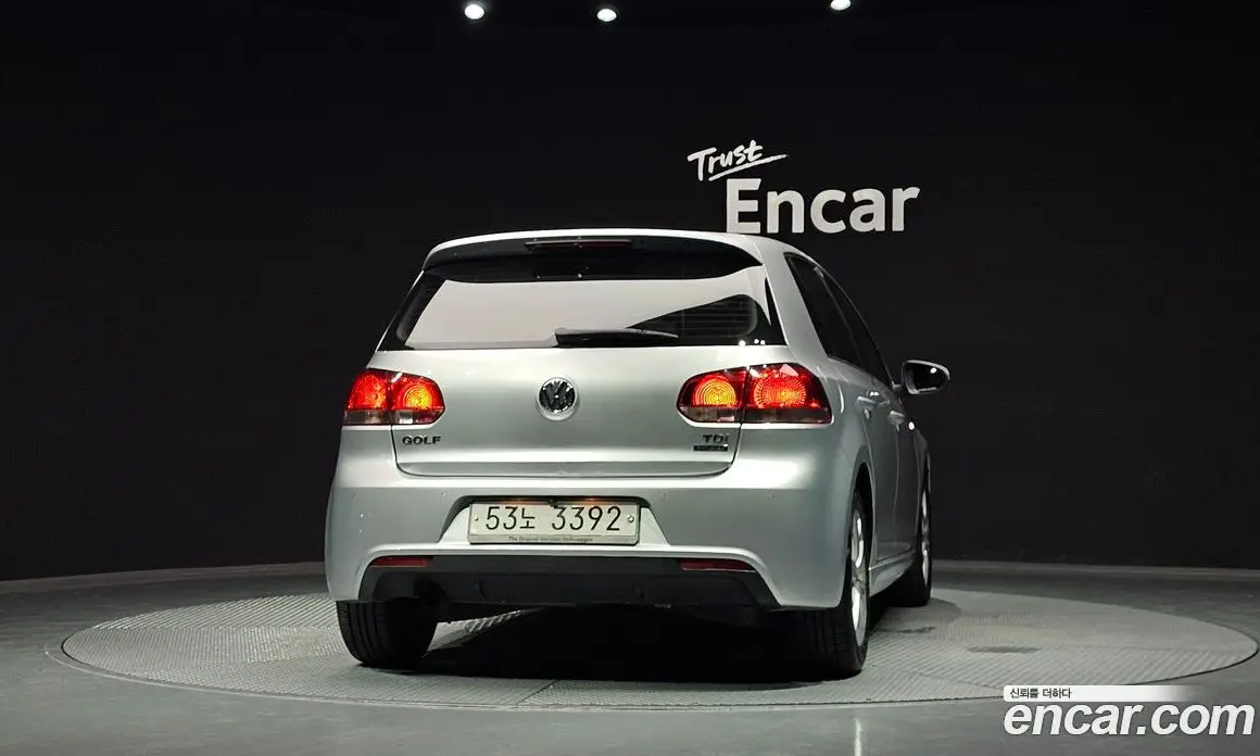 Volkswagen Golf 2012 1.6 автомат (гидро), фото 4