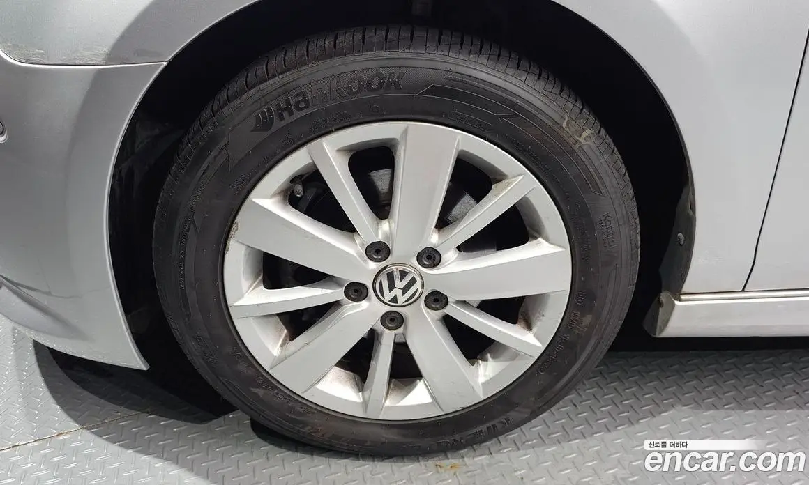 Volkswagen Golf 2012 1.6 автомат (гидро), фото 5