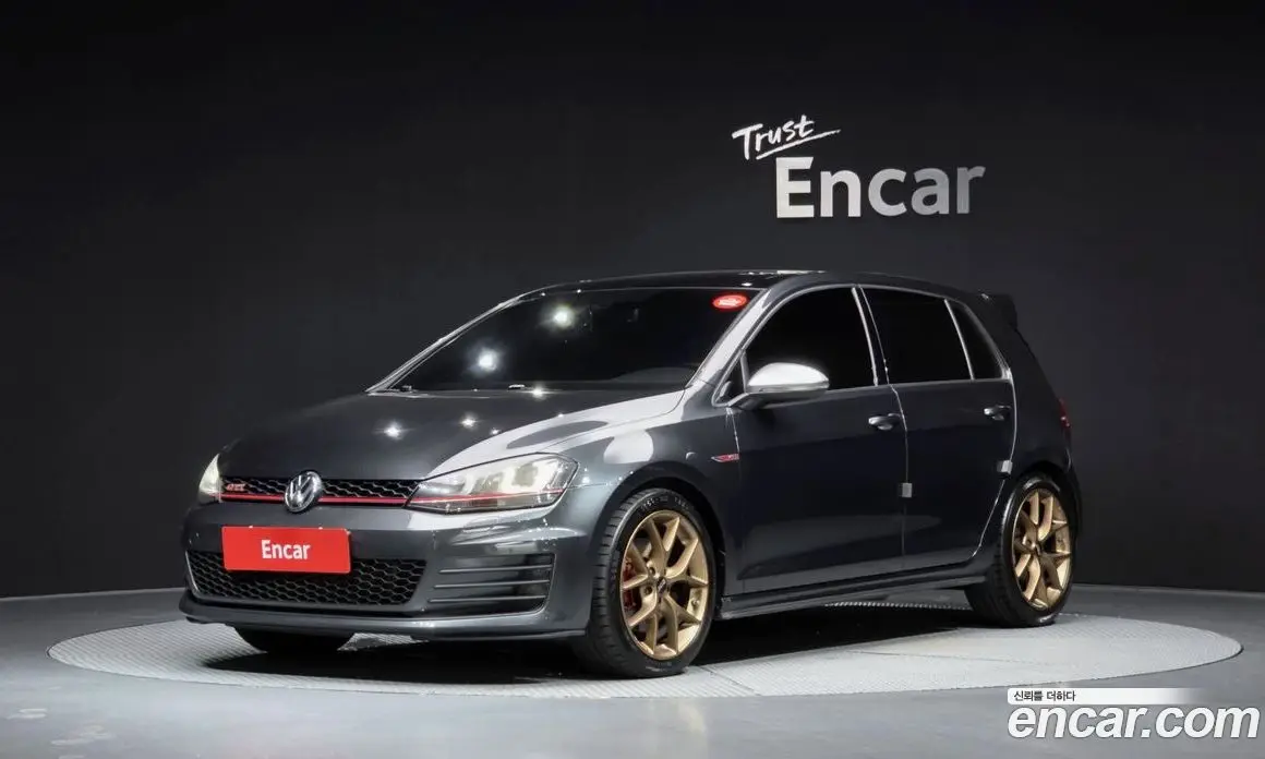 Volkswagen Golf 2016 2.0 автомат (гидро), фото 1 Volkswagen Golf 2016 2.0 автомат (гидро), фото 1