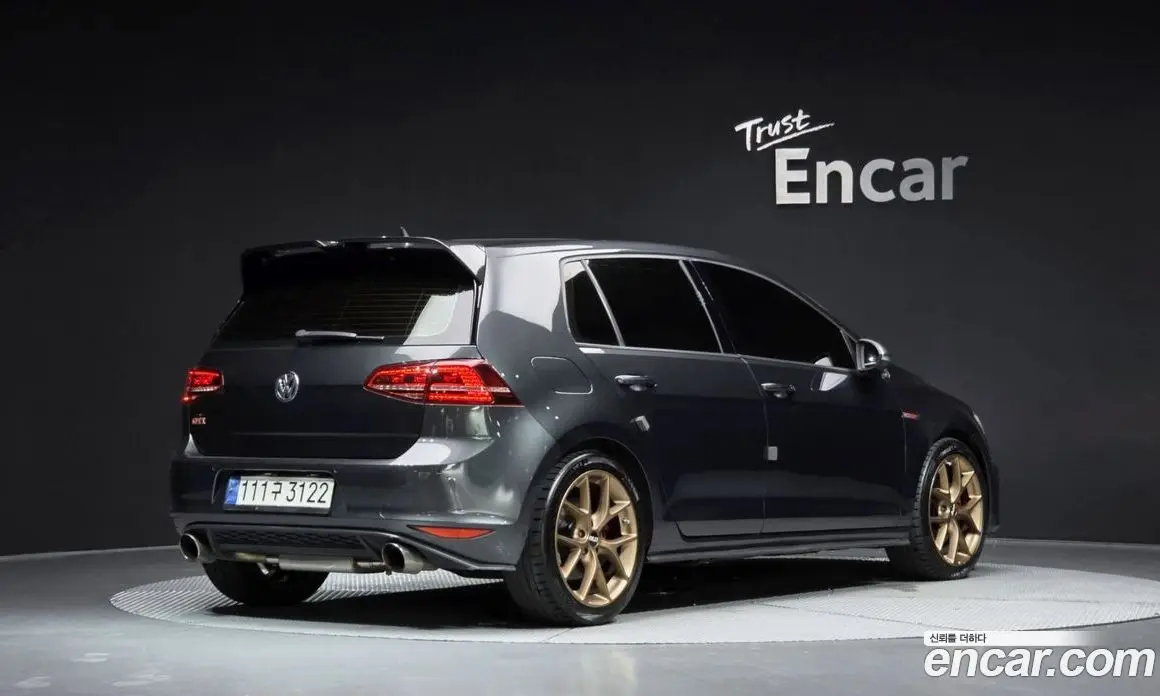 Volkswagen Golf 2016 2.0 автомат (гидро), фото 2 Volkswagen Golf 2016 2.0 автомат (гидро), фото 2
