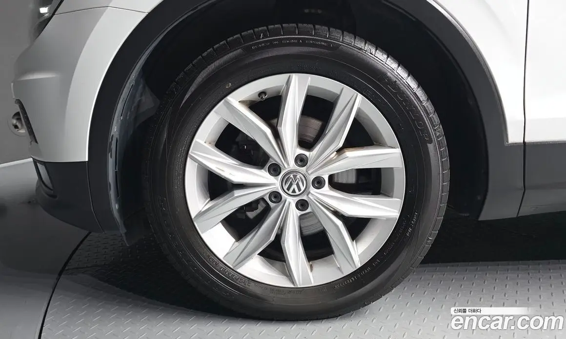 Volkswagen Tiguan 2020 2.0 автомат (гидро), фото 5
