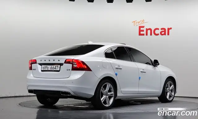 Volvo S60 2017 2.0 автомат (гидро), миниатюра 2