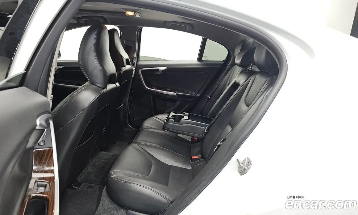 Volvo S60 2017 2.0 автомат (гидро), фото 11