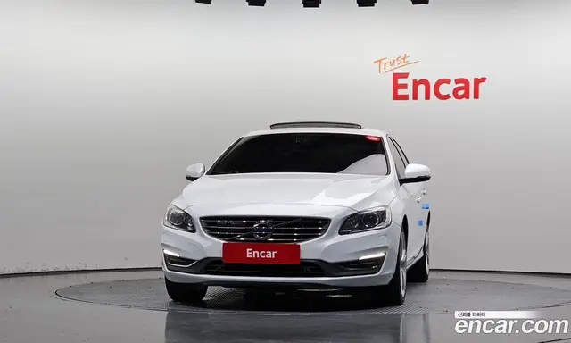 Volvo S60 2017 2.0 автомат (гидро), миниатюра 3