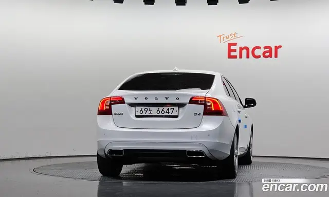 Volvo S60 2017 2.0 автомат (гидро), миниатюра 4