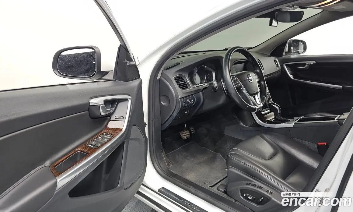 Volvo S60 2017 2.0 автомат (гидро), фото 10