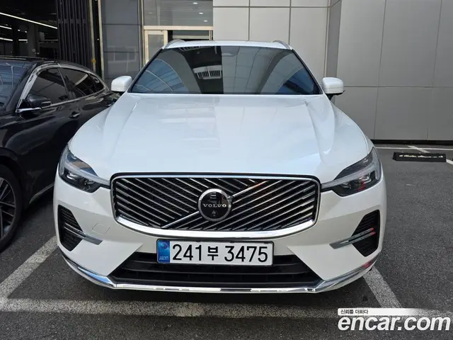 Volvo XC60, 2025, 23 000 км