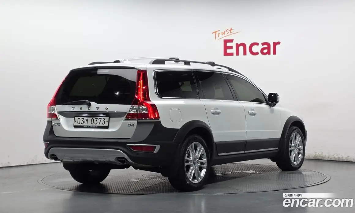 Volvo XC70 2016 2.0 автомат (гидро), фото 2 Volvo XC70 2016 2.0 автомат (гидро), фото 2