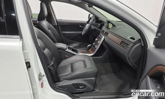 Volvo XC70 2016 2.0 автомат (гидро), миниатюра 11 Volvo XC70 2016 2.0 автомат (гидро), миниатюра 11