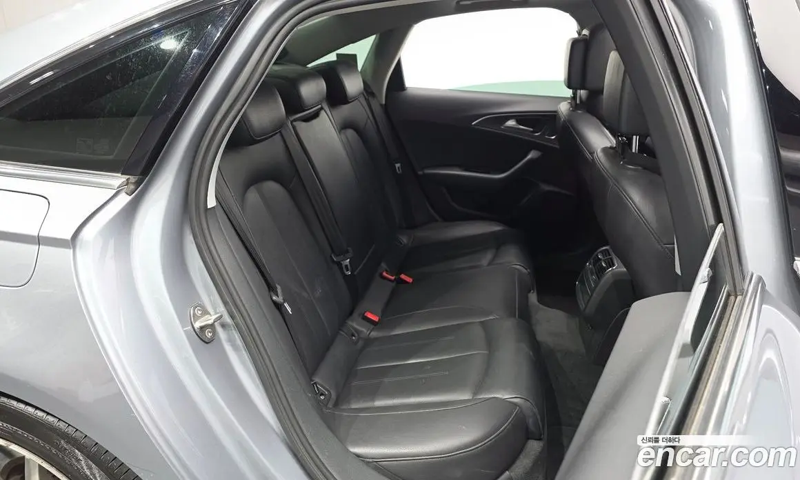 Audi A6 2016 2.0 автомат (гидро), фото 11