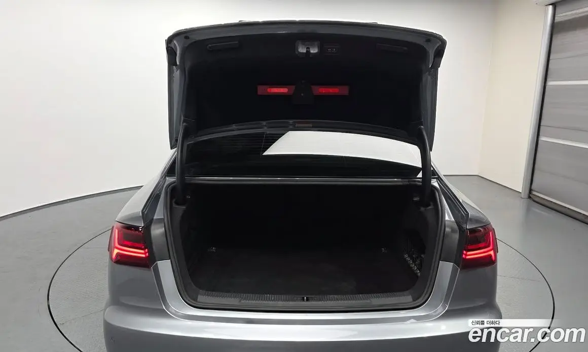 Audi A6 2016 2.0 автомат (гидро), фото 20