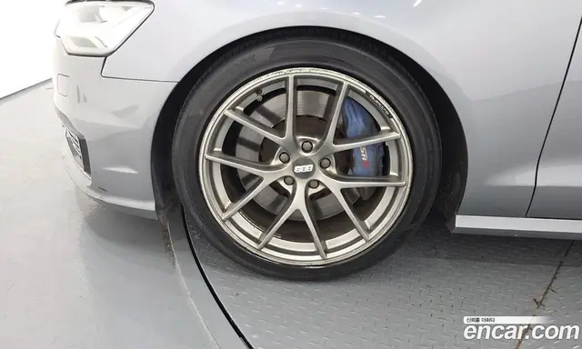 Audi A6 2016 2.0 автомат (гидро), миниатюра 5