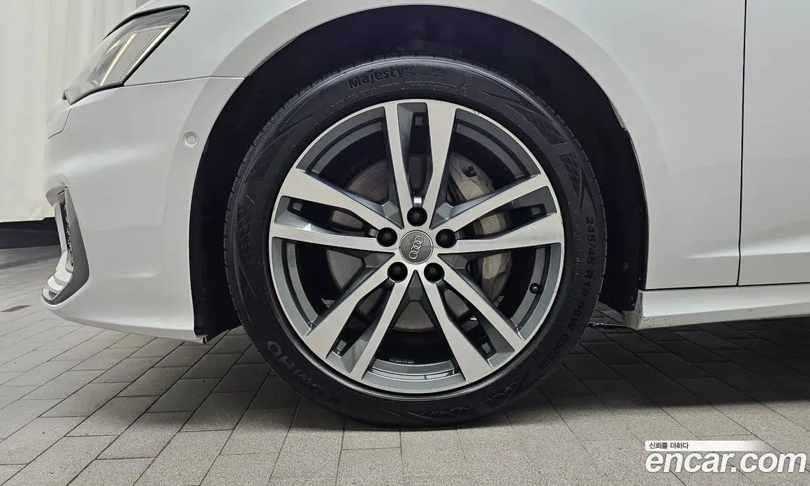 Audi A6 2021 3.0 автомат (гидро), фото 5 Audi A6 2021 3.0 автомат (гидро), фото 5