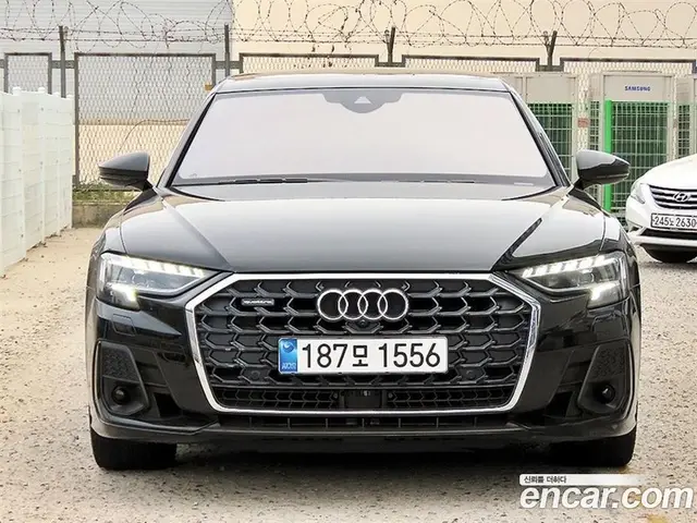 Audi A8 2022 3.0 автомат (гидро), миниатюра 2