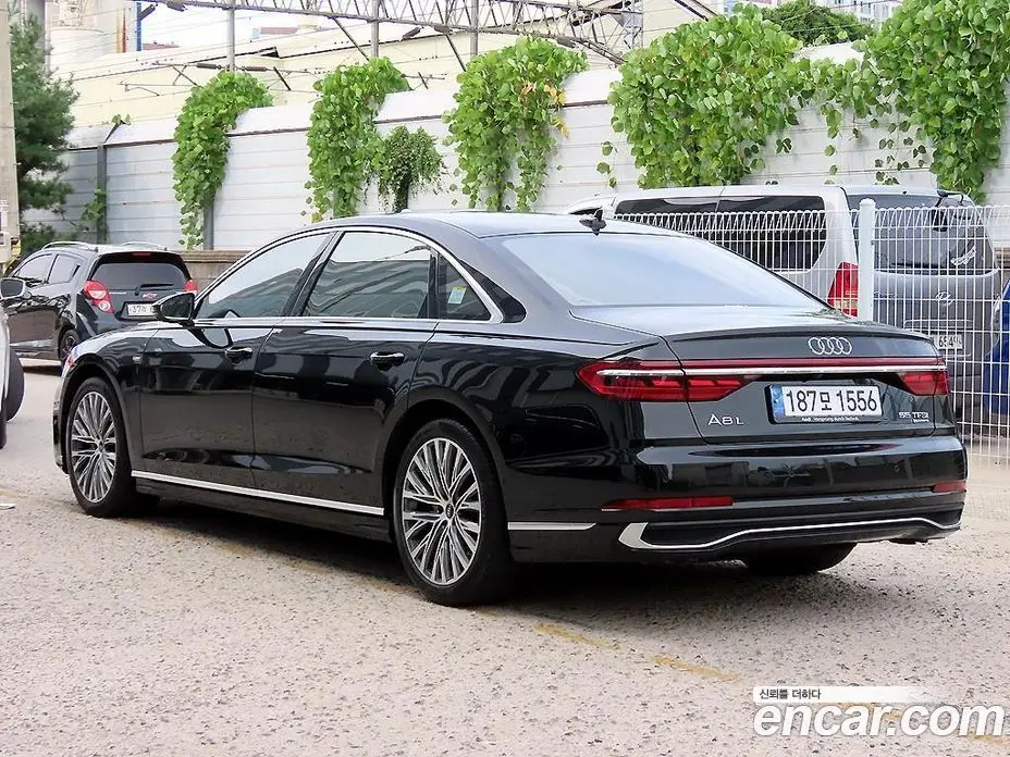 Audi A8 2022 3.0 автомат (гидро), фото 3