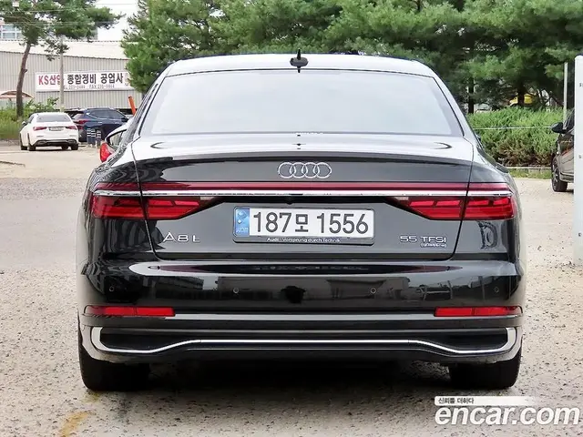Audi A8 2022 3.0 автомат (гидро), миниатюра 4