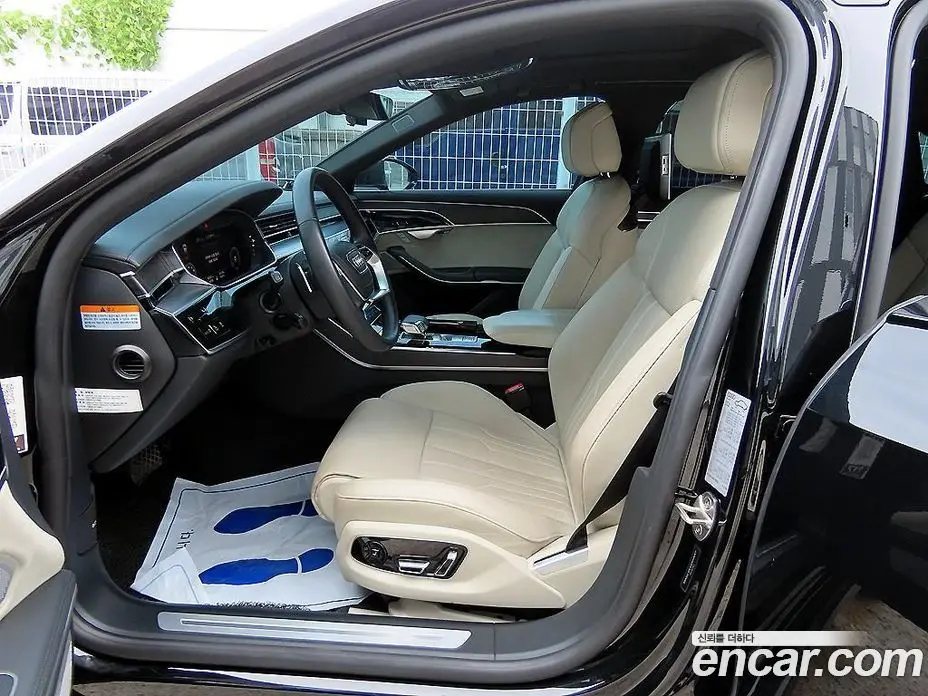 Audi A8 2022 3.0 автомат (гидро), фото 5