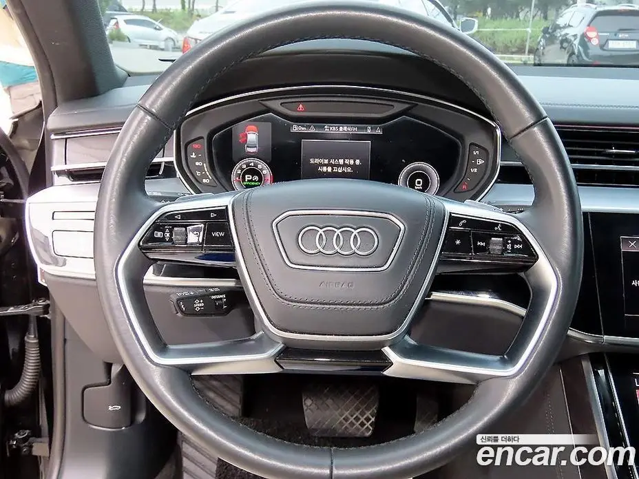 Audi A8 2022 3.0 автомат (гидро), фото 8