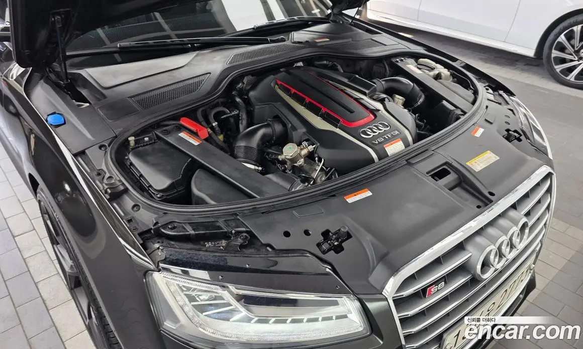 Audi S8 2015 4.0 автомат (гидро), фото 6