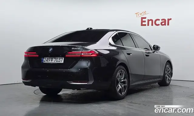 BMW 5 серия 2024 2.0 автомат (гидро), миниатюра 2 BMW 5 серия 2024 2.0 автомат (гидро), миниатюра 2