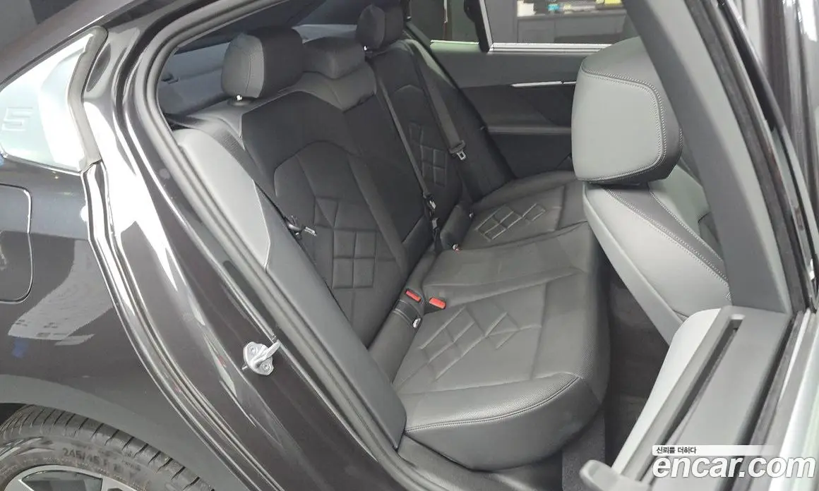 BMW 5 серия 2024 2.0 автомат (гидро), фото 11 BMW 5 серия 2024 2.0 автомат (гидро), фото 11