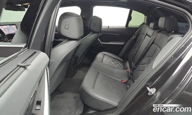 BMW 5 серия 2024 2.0 автомат (гидро), миниатюра 12
