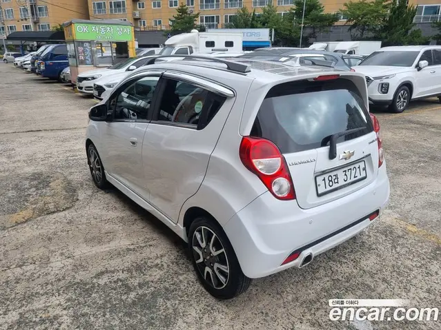Chevrolet Spark 2013 1.0 автомат (гидро), миниатюра 2 Chevrolet Spark 2013 1.0 автомат (гидро), миниатюра 2