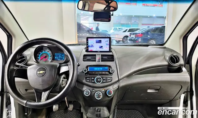Chevrolet Spark 2014 1.0 механика, миниатюра 7 Chevrolet Spark 2014 1.0 механика, миниатюра 7