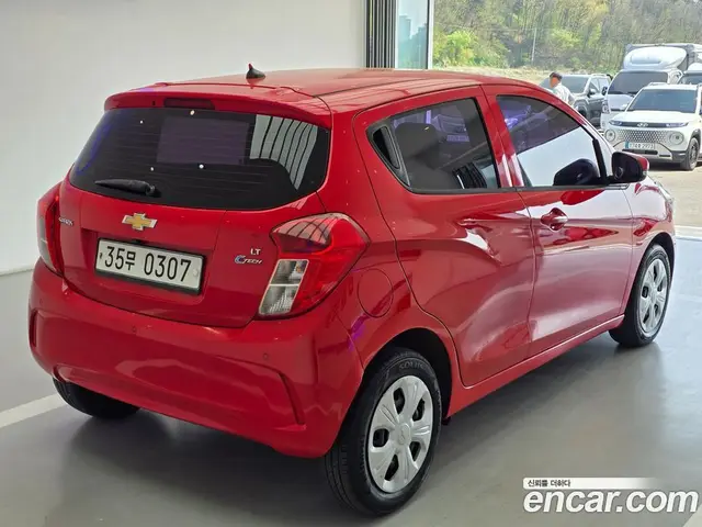 Chevrolet Spark 2015 1.0 автомат (гидро), миниатюра 2