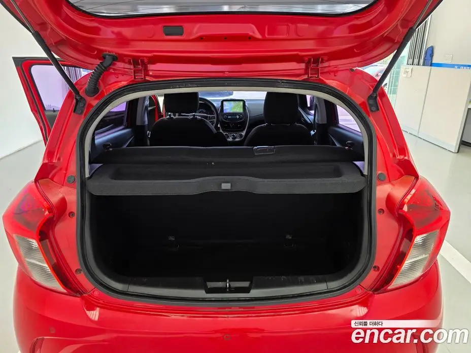 Chevrolet Spark 2015 1.0 автомат (гидро), фото 11