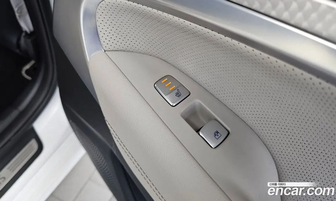 Genesis G70 2022 3.3 автомат (гидро), фото 19