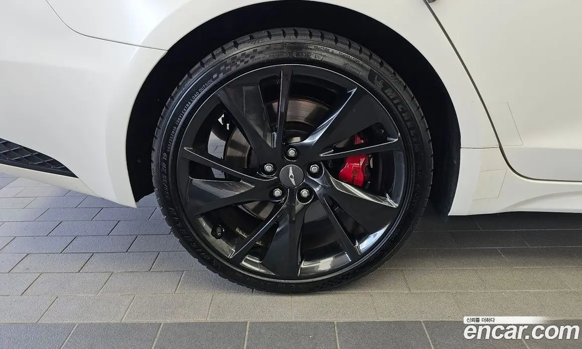 Genesis G70 2022 3.3 автомат (гидро), фото 5