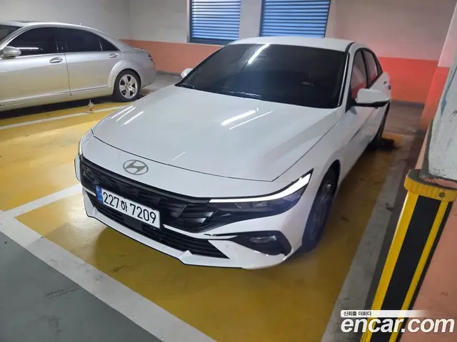 Hyundai Avante, 2025, 13 000 км