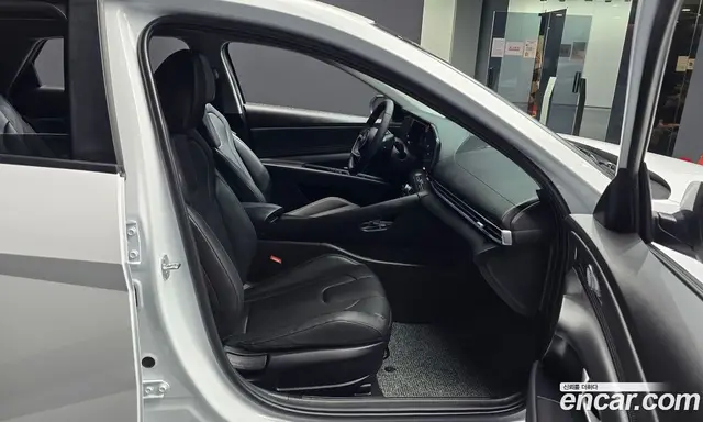 Hyundai Avante 2025 1.6 автомат (гидро), миниатюра 11