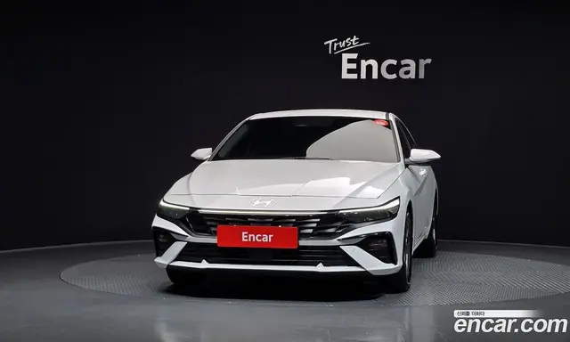 Hyundai Avante 2025 1.6 автомат (гидро), миниатюра 3