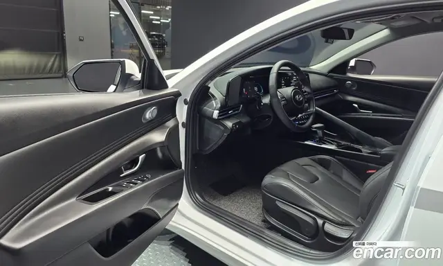 Hyundai Avante 2025 1.6 автомат (гидро), миниатюра 10