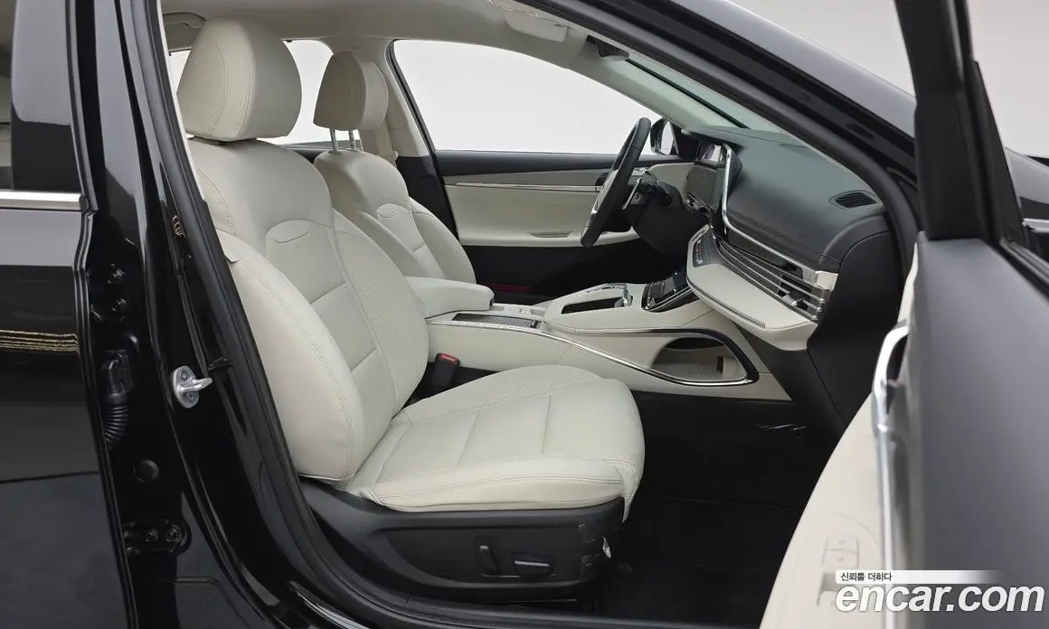 Hyundai Grandeur 2022 2.5 автомат (гидро), фото 11